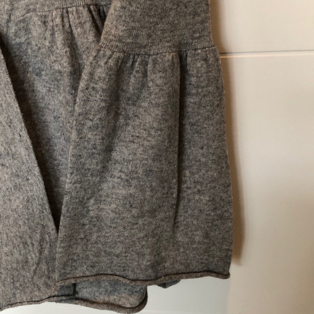 Bell sleeved cardigan - Picture 2 of 4